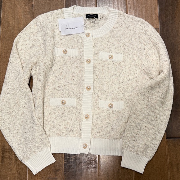 Chic Cream Cardigan with Button Details - Picture 1 of 7